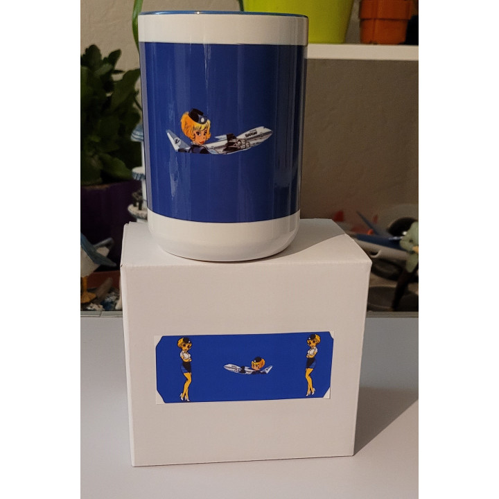 Mug Natacha hotesse de l'air fond bleu avec logo Bardaff en céramique