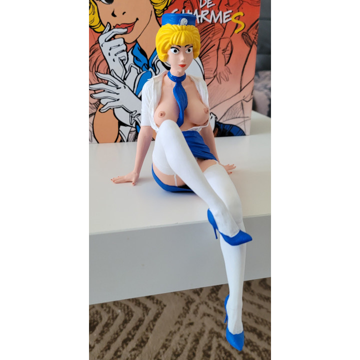 Figurine Style Natacha Hotesse de l'Air Spéciale étagère Walthery Résine