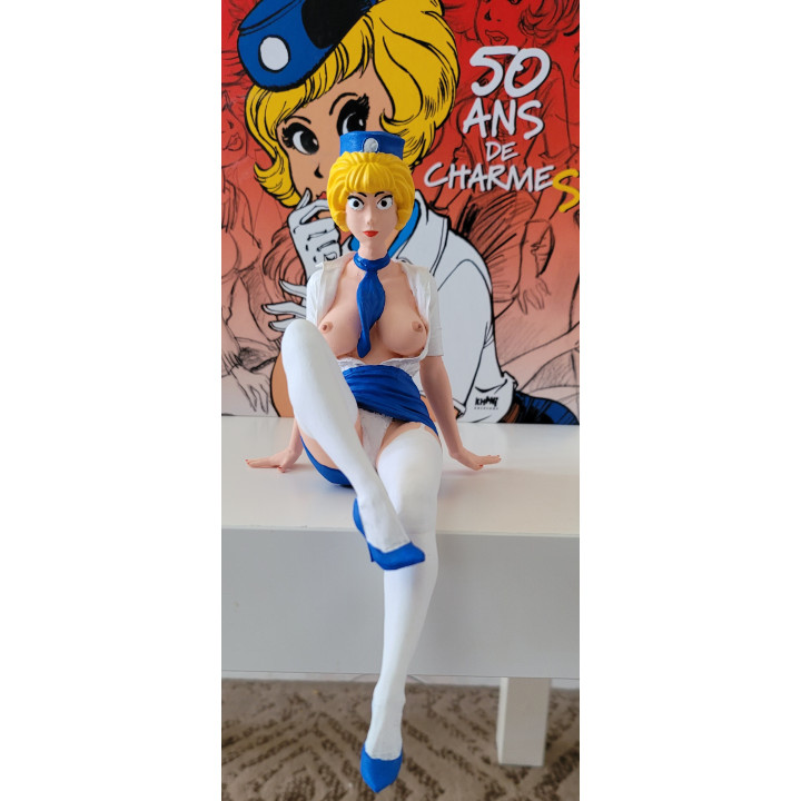 Figurine Style Natacha Hotesse de l'Air Spéciale étagère Walthery Résine