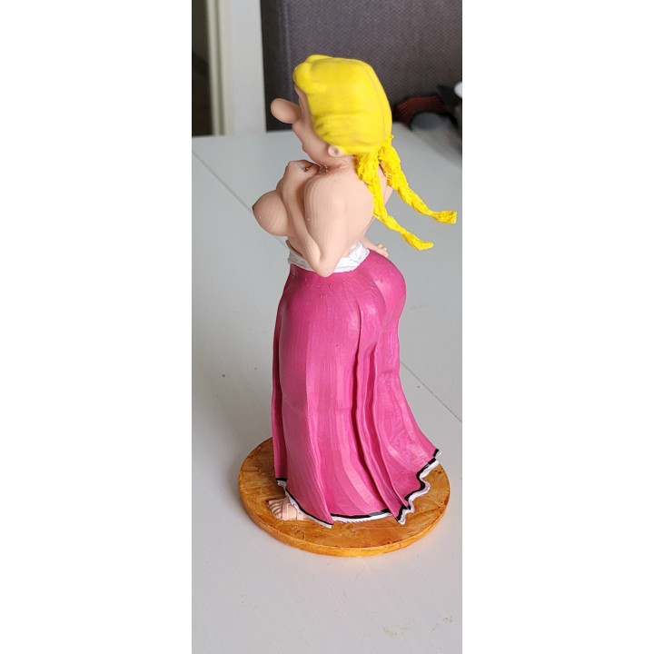 Figurine Sexy Style Bonemine Asterix 16 cm en resine