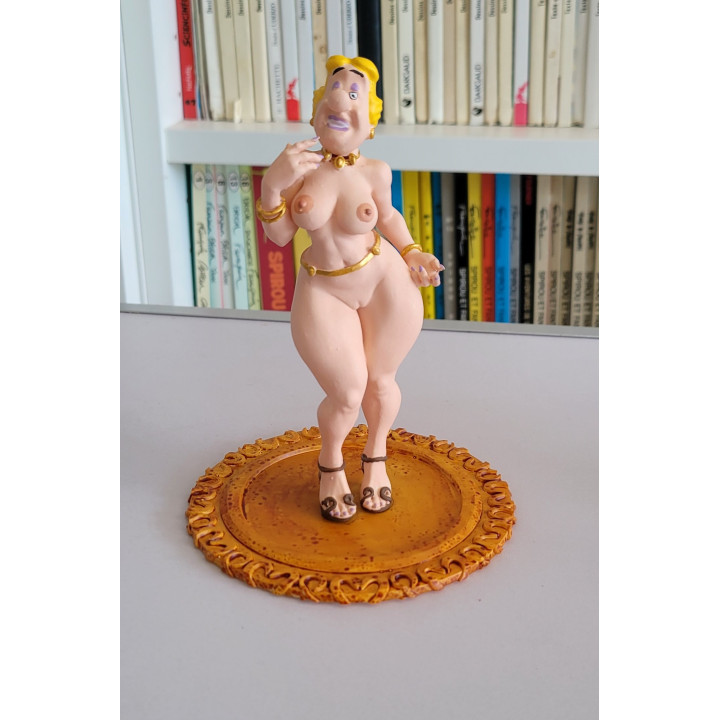 Figurine Style Bonemine Sexy nu intégral Asterix en Résine