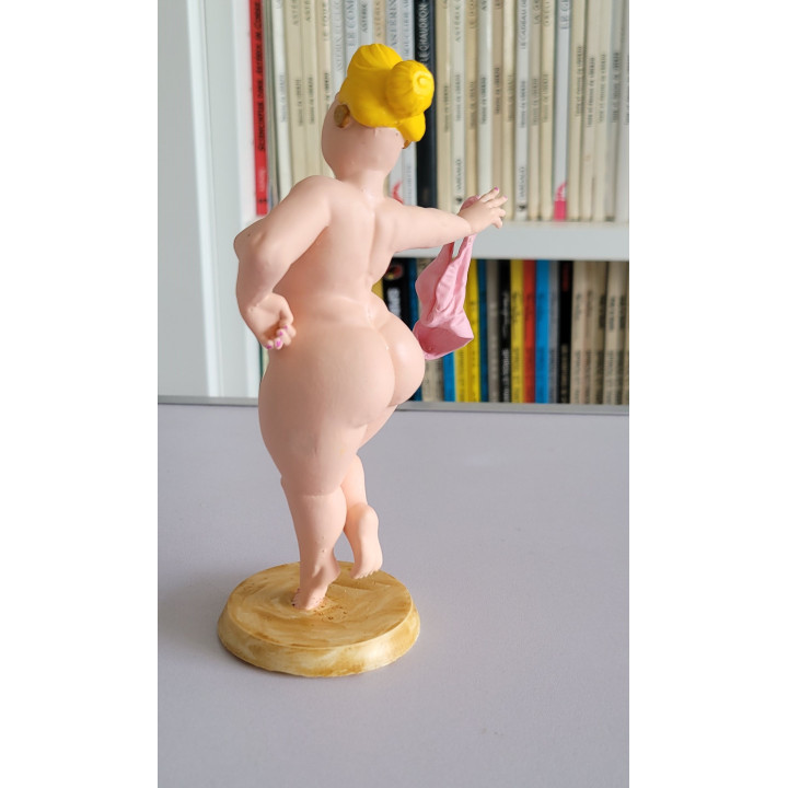 Figurine Sexy Style Iélosubmarine fait son strip tease Asterix 15cm en Résine