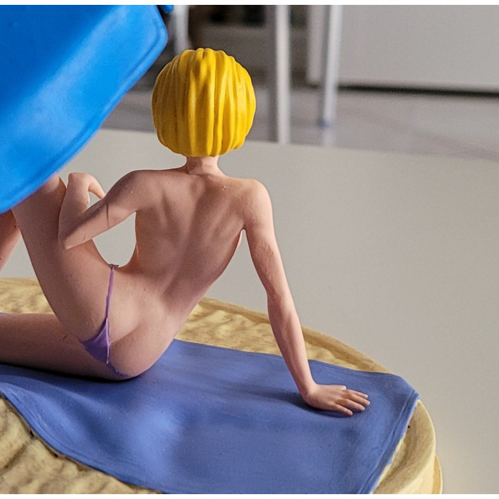 Figurine Sexy Style Natacha Hotesse de l'Air à la plage Walthery Résine