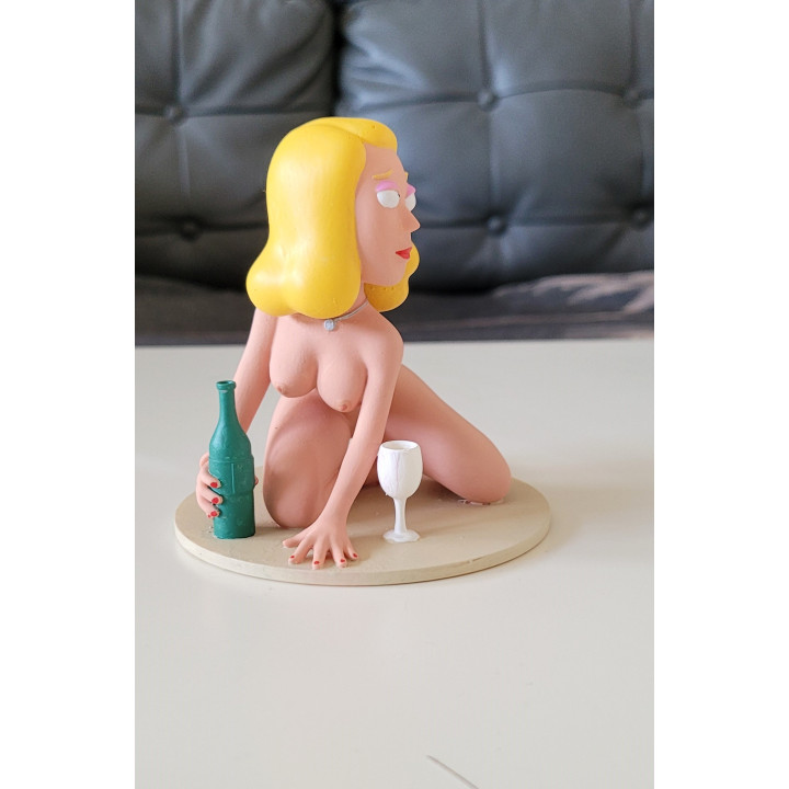 Figurine Sexy Beth Smith Rick et Morty 11CM en Résine