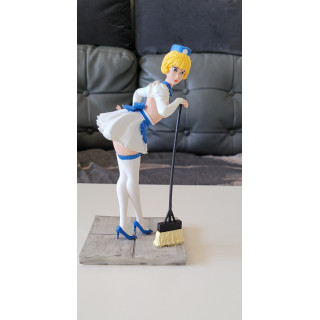 Sexy Natacha Style Figurine - Housework - 19cm - Walthery Resin