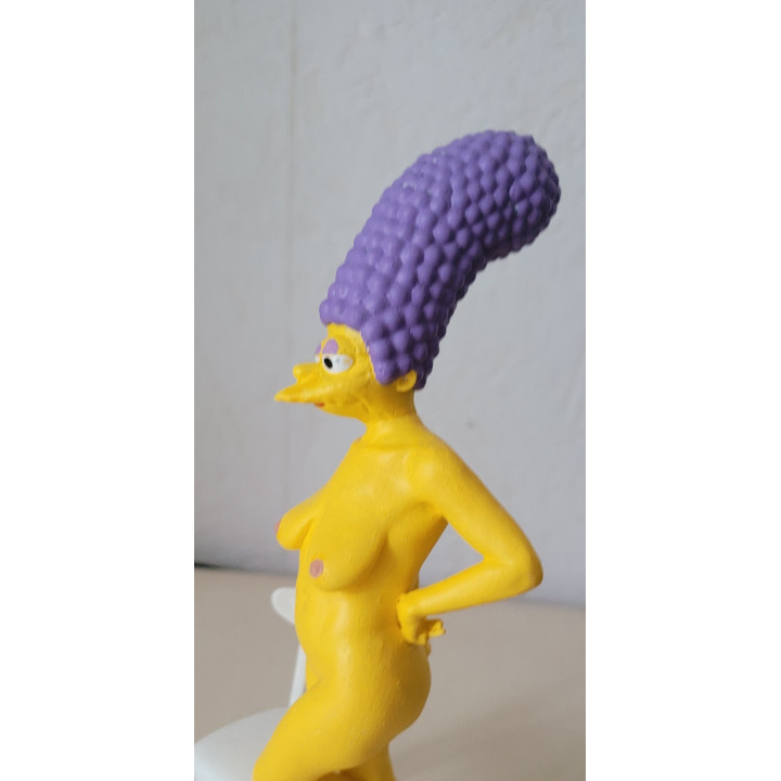Sexy Jacqueline Bouvier Figurine - Marge Simpson's Mother - Resin