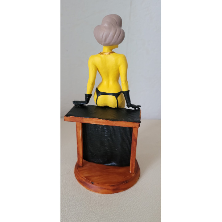 Figurine Sexy Style Edna Krapabelle Thème simpsons en Résine
