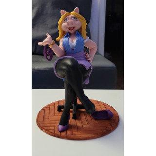 Figurine Sexy  Miss Peggy Pin Up Muppet Show en Résine